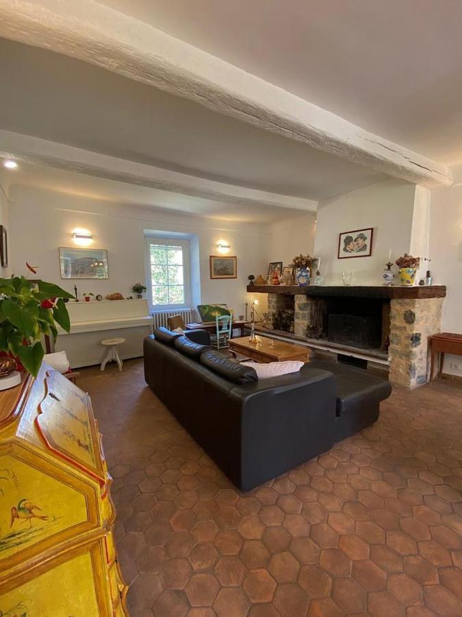 Mas Bella Vida - Chambres D'Hotes Puget-Théniers Exteriör bild